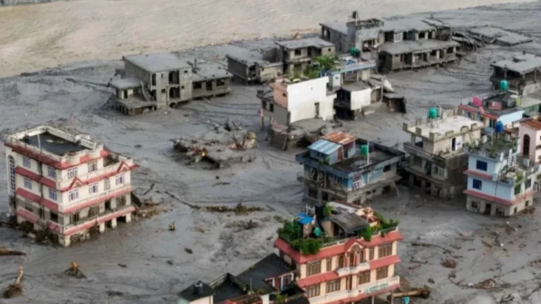 নেপালের বন্যায় মৃত্যু বেড়ে ১২২৫